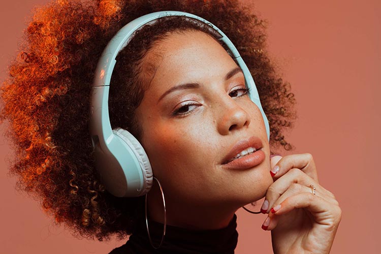 How This DJ Cares for Her Natural Hair
